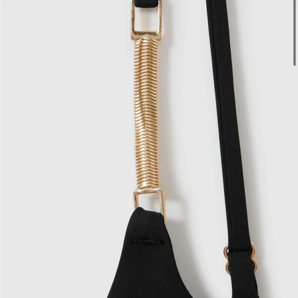 REISS IMOGEN CHAIN DETAIL UNDERWIRED SWIMSUIT - Picture 5 of 5